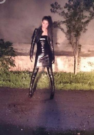 Tyryana Dominatrix - sadistički i vrlo senzualna