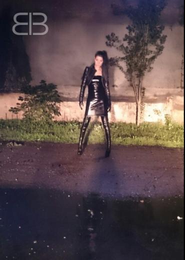 Tyryana Dominatrix  Ja ne pružaju seksualni odnos ili oralni seks